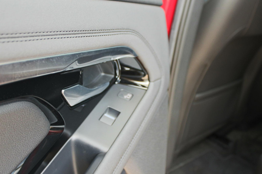 Land Rover Range Rover Evoque D180 diesel SE Cruise Control, Panoramadak, 20" Lichtmetalen velgen