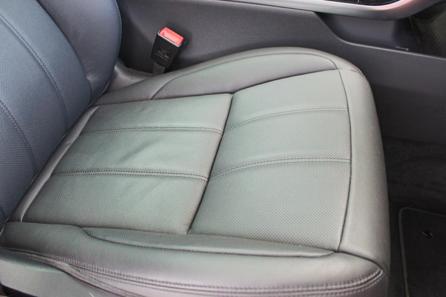 Land Rover Range Rover Evoque D180 diesel SE Cruise Control, Panoramadak, 20" Lichtmetalen velgen