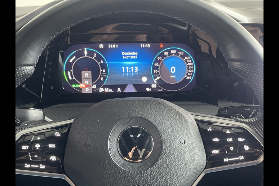 Volkswagen Golf 1.4 eHybrid GTE AUTOMAAT 245 PK / Adaptieve Cruise / Urano Grey