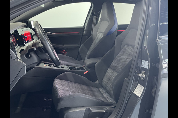 Volkswagen Golf 1.4 eHybrid GTE AUTOMAAT 245 PK / Adaptieve Cruise / Urano Grey