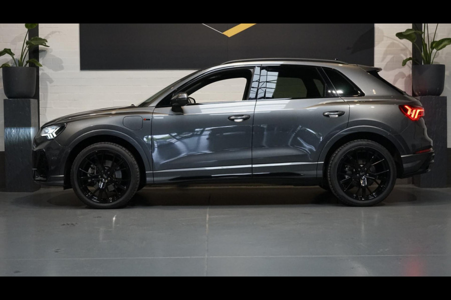Audi Q3 45 TFSIe 3x S-Line BLACK OPTIK AUTOMAAT-20 INCH-ACC-AUDI SOUND-CAMERA-CARPLAY-ELEKTRISCHE STOELEN-KEYLESS-MATRIX-TREKHAAK