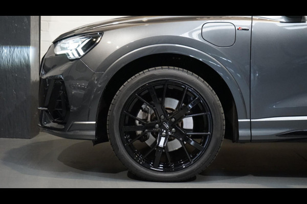 Audi Q3 45 TFSIe 3x S-Line BLACK OPTIK AUTOMAAT-20 INCH-ACC-AUDI SOUND-CAMERA-CARPLAY-ELEKTRISCHE STOELEN-KEYLESS-MATRIX-TREKHAAK