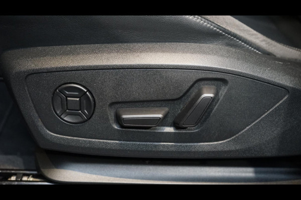 Audi Q3 45 TFSIe 3x S-Line BLACK OPTIK AUTOMAAT-20 INCH-ACC-AUDI SOUND-CAMERA-CARPLAY-ELEKTRISCHE STOELEN-KEYLESS-MATRIX-TREKHAAK