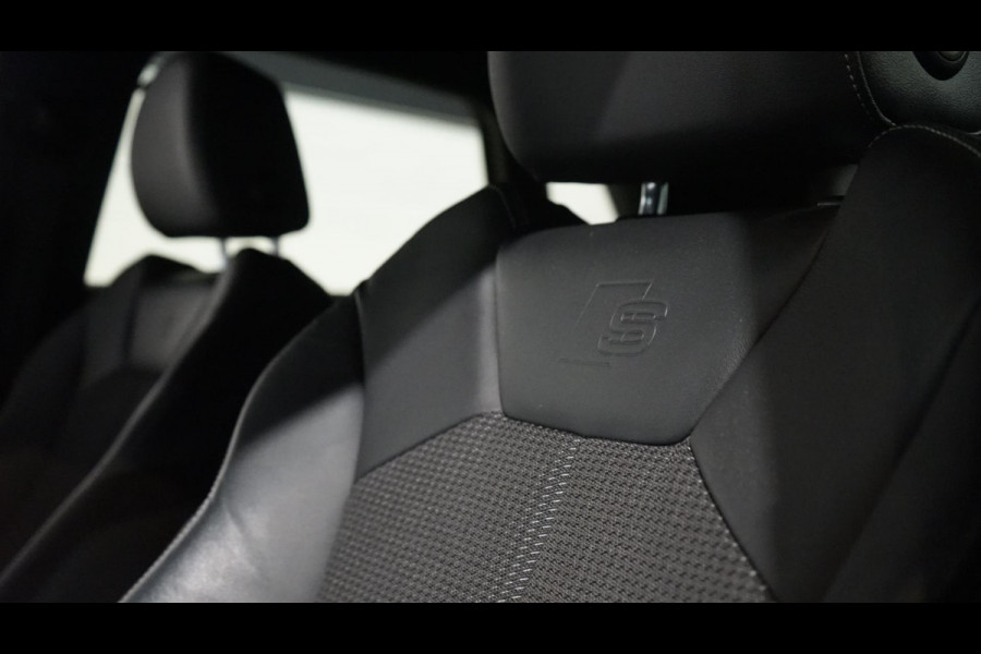 Audi Q3 45 TFSIe 3x S-Line BLACK OPTIK AUTOMAAT-20 INCH-ACC-AUDI SOUND-CAMERA-CARPLAY-ELEKTRISCHE STOELEN-KEYLESS-MATRIX-TREKHAAK