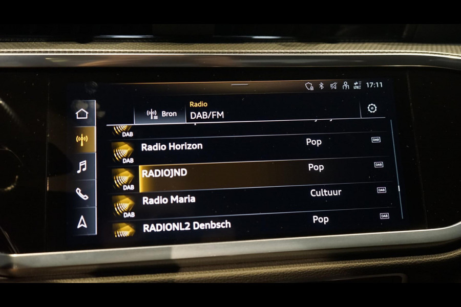 Audi Q3 45 TFSIe 3x S-Line BLACK OPTIK AUTOMAAT-20 INCH-ACC-AUDI SOUND-CAMERA-CARPLAY-ELEKTRISCHE STOELEN-KEYLESS-MATRIX-TREKHAAK