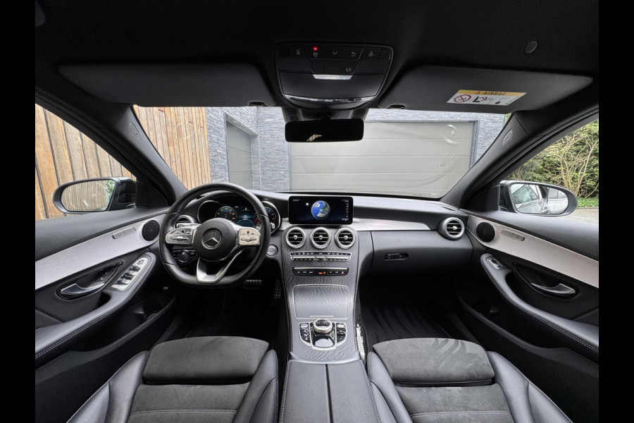 Mercedes-Benz C-Klasse Estate 180 AMG Automaat | Night Pakket | Trekhaak afneembaar | Stoelverwarming | Achteruitrijcamera | LED verlichting | Apple Ca