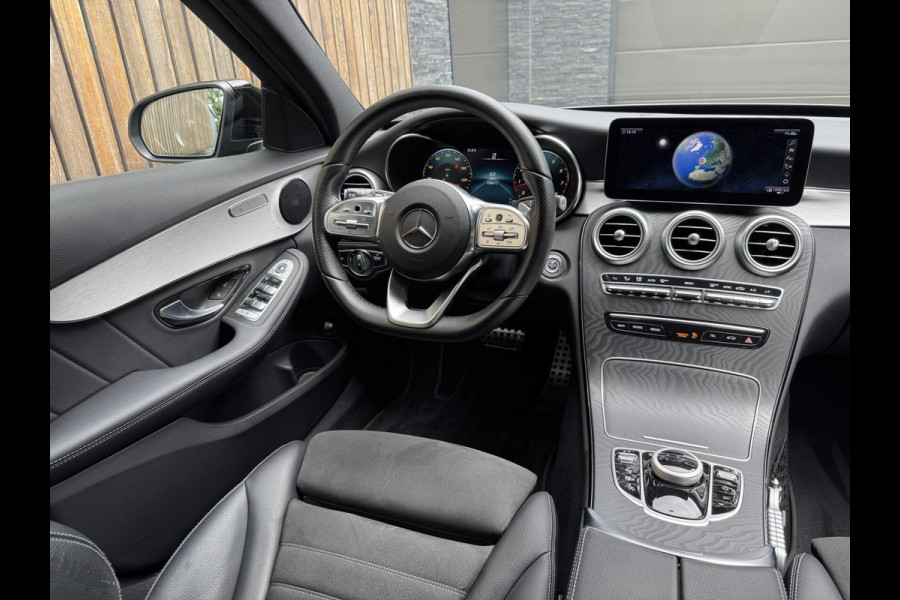 Mercedes-Benz C-Klasse Estate 180 AMG Automaat | Night Pakket | Trekhaak afneembaar | Stoelverwarming | Achteruitrijcamera | LED verlichting | Apple Ca