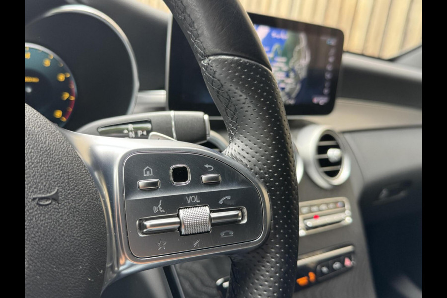 Mercedes-Benz C-Klasse Estate 180 AMG Automaat | Night Pakket | Trekhaak afneembaar | Stoelverwarming | Achteruitrijcamera | LED verlichting | Apple Ca