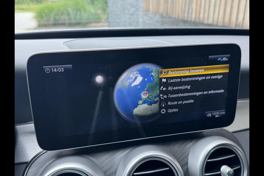 Mercedes-Benz C-Klasse Estate 180 AMG Automaat | Night Pakket | Trekhaak afneembaar | Stoelverwarming | Achteruitrijcamera | LED verlichting | Apple Ca