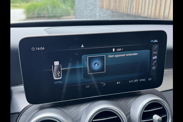Mercedes-Benz C-Klasse Estate 180 AMG Automaat | Night Pakket | Trekhaak afneembaar | Stoelverwarming | Achteruitrijcamera | LED verlichting | Apple Ca