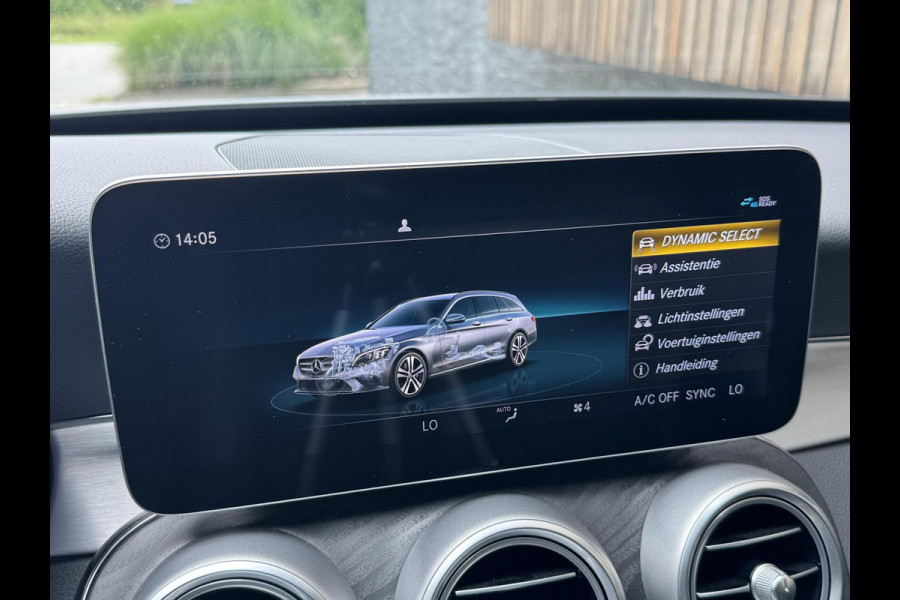 Mercedes-Benz C-Klasse Estate 180 AMG Automaat | Night Pakket | Trekhaak afneembaar | Stoelverwarming | Achteruitrijcamera | LED verlichting | Apple Ca