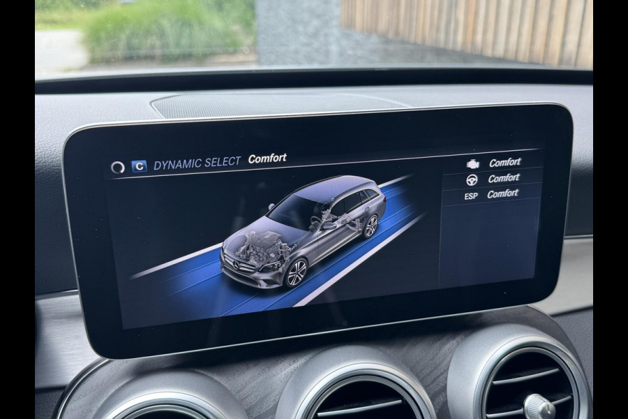 Mercedes-Benz C-Klasse Estate 180 AMG Automaat | Night Pakket | Trekhaak afneembaar | Stoelverwarming | Achteruitrijcamera | LED verlichting | Apple Ca
