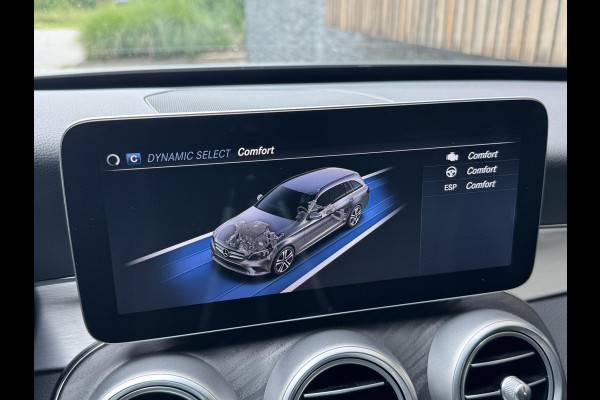 Mercedes-Benz C-Klasse Estate 180 AMG Automaat | Night Pakket | Trekhaak afneembaar | Stoelverwarming | Achteruitrijcamera | LED verlichting | Apple Ca