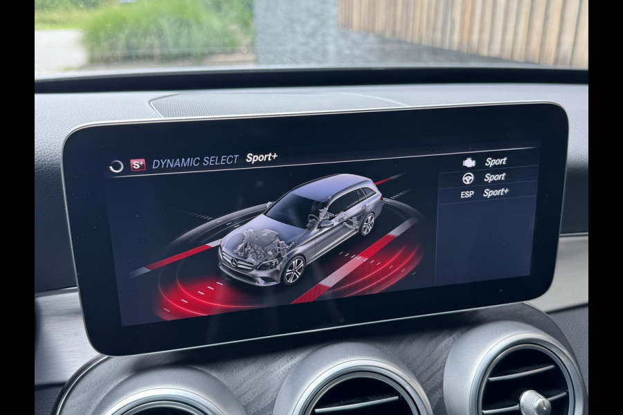 Mercedes-Benz C-Klasse Estate 180 AMG Automaat | Night Pakket | Trekhaak afneembaar | Stoelverwarming | Achteruitrijcamera | LED verlichting | Apple Ca