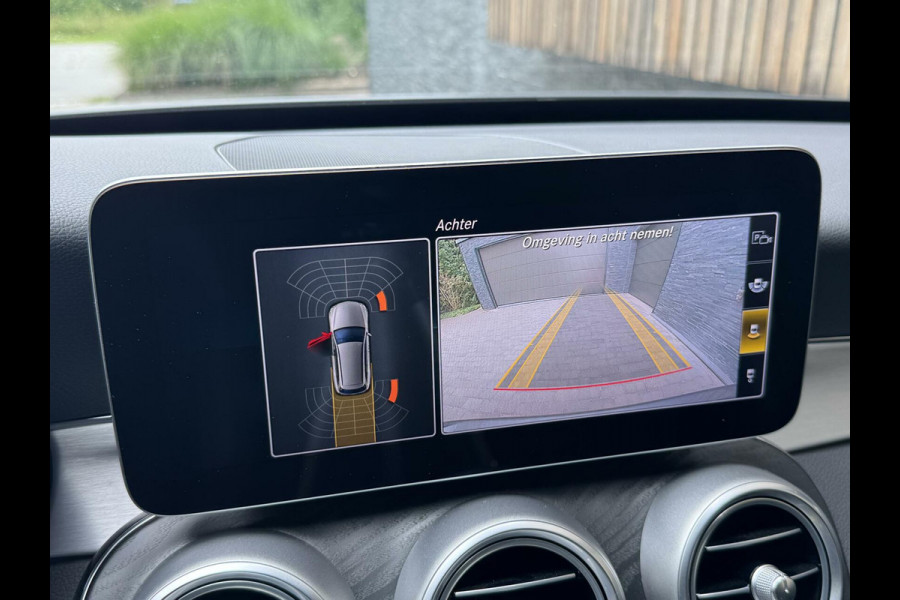 Mercedes-Benz C-Klasse Estate 180 AMG Automaat | Night Pakket | Trekhaak afneembaar | Stoelverwarming | Achteruitrijcamera | LED verlichting | Apple Ca