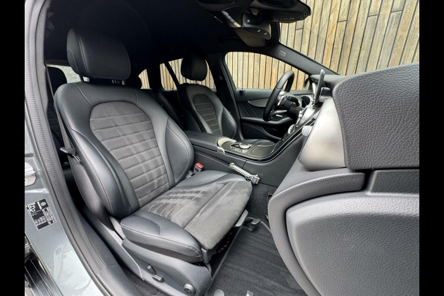 Mercedes-Benz C-Klasse Estate 180 AMG Automaat | Night Pakket | Trekhaak afneembaar | Stoelverwarming | Achteruitrijcamera | LED verlichting | Apple Ca