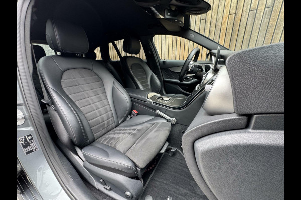 Mercedes-Benz C-Klasse Estate 180 AMG Automaat | Night Pakket | Trekhaak afneembaar | Stoelverwarming | Achteruitrijcamera | LED verlichting | Apple Ca