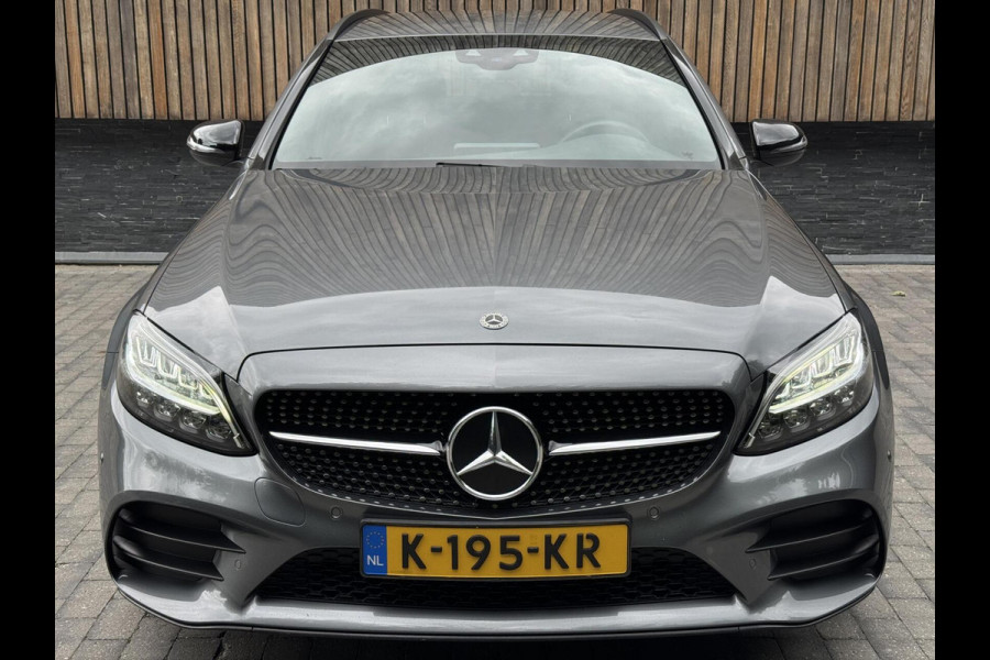 Mercedes-Benz C-Klasse Estate 180 AMG Automaat | Night Pakket | Trekhaak afneembaar | Stoelverwarming | Achteruitrijcamera | LED verlichting | Apple Ca