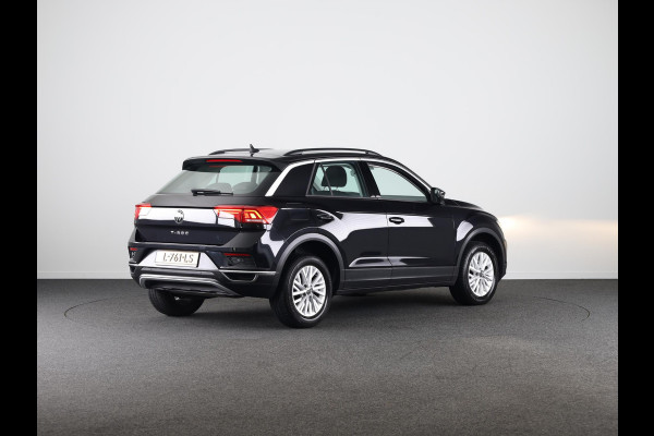 Volkswagen T-Roc 1.5 TSI Style 150 pk Automaat (DSG) | Navigatie via App | Parkeersensoren | Achteruitrijcamera | Adaptieve cruise control | Apple Carplay/Android Auto |