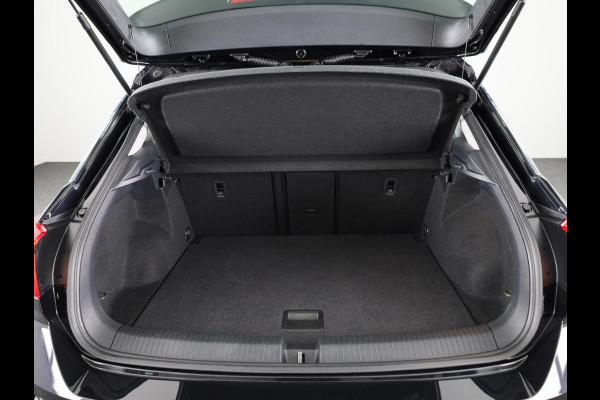 Volkswagen T-Roc 1.5 TSI Style 150 pk Automaat (DSG) | Navigatie via App | Parkeersensoren | Achteruitrijcamera | Adaptieve cruise control | Apple Carplay/Android Auto |