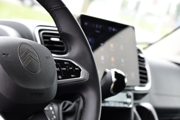 Citroën Jumper 2.2 BlueHDi 140 L2H2 3.5t Virtual, Camera, Adaptieve Cruise, 140pk, Carplay, LED, Multimedia, Automaat, NIEUW MODEL!