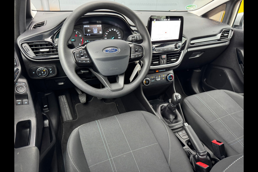 Ford Fiesta 1.1 * Airco * Cruise * Rijstrooksensor * Connected Services *