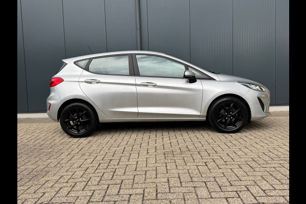Ford Fiesta 1.1 * Airco * Cruise * Rijstrooksensor * Connected Services *