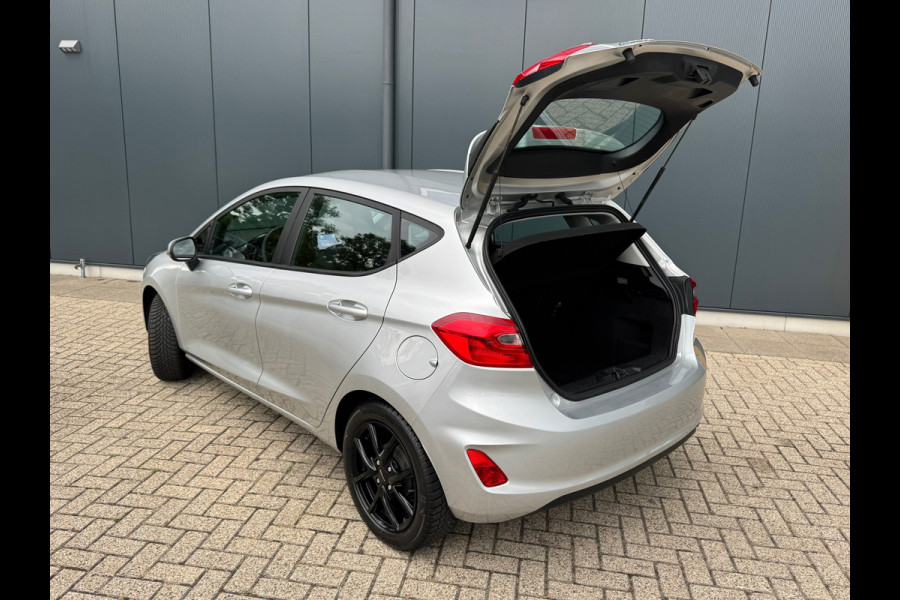Ford Fiesta 1.1 * Airco * Cruise * Rijstrooksensor * Connected Services *