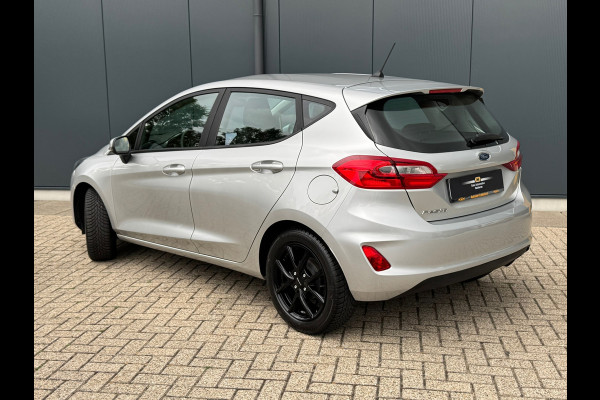Ford Fiesta 1.1 * Airco * Cruise * Rijstrooksensor * Connected Services *