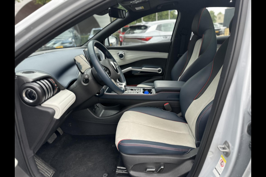 BYD ATTO 3 Design Complete Auto | Panoramadak | Elektrische Kofferbak | 360° Camera | Rijklaar incl. Fabrieksgarantie t/m 2029 | Aandrijflijn & Accu tot 2031!