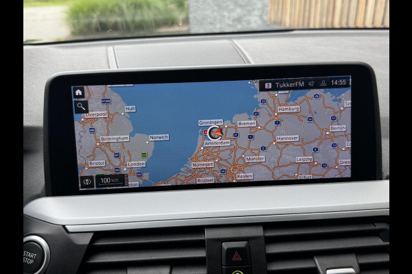 BMW X3 xDrive30e Automaat | Stoelverwarming | Leer | 20 inch lichtmetalen velgen | LED verlichting | Apple CarPlay | Cruise control | C