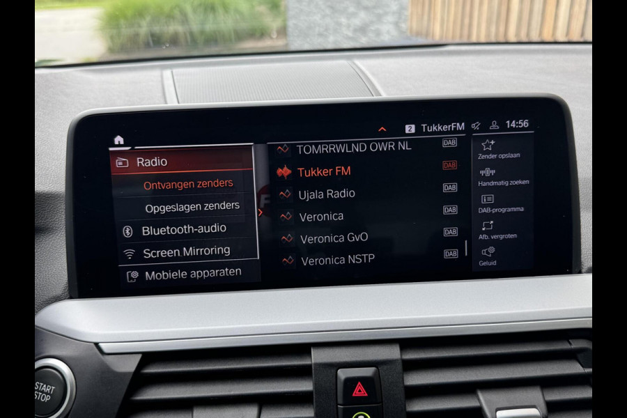 BMW X3 xDrive30e Automaat | Stoelverwarming | Leer | 20 inch lichtmetalen velgen | LED verlichting | Apple CarPlay | Cruise control | C