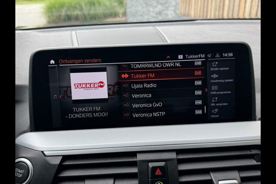 BMW X3 xDrive30e Automaat | Stoelverwarming | Leer | 20 inch lichtmetalen velgen | LED verlichting | Apple CarPlay | Cruise control | C