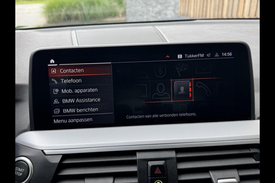 BMW X3 xDrive30e Automaat | Stoelverwarming | Leer | 20 inch lichtmetalen velgen | LED verlichting | Apple CarPlay | Cruise control | C