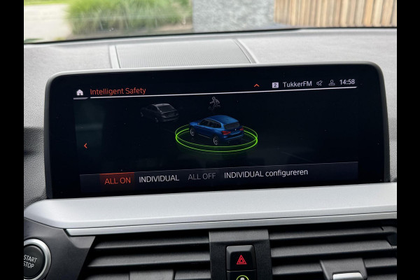 BMW X3 xDrive30e Automaat | Stoelverwarming | Leer | 20 inch lichtmetalen velgen | LED verlichting | Apple CarPlay | Cruise control | C