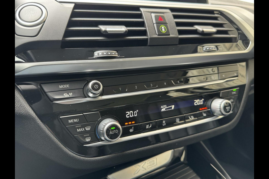 BMW X3 xDrive30e Automaat | Stoelverwarming | Leer | 20 inch lichtmetalen velgen | LED verlichting | Apple CarPlay | Cruise control | C