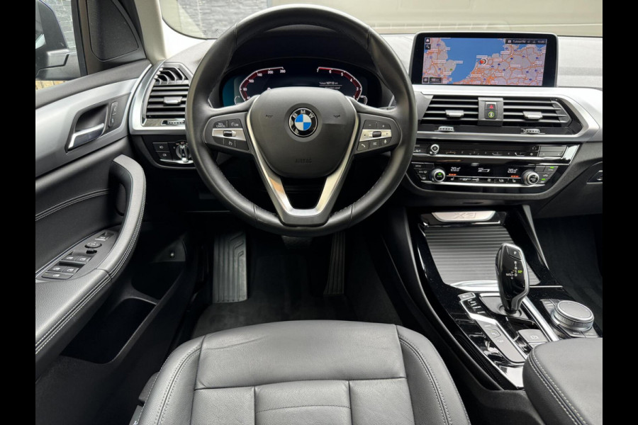 BMW X3 xDrive30e Automaat | Stoelverwarming | Leer | 20 inch lichtmetalen velgen | LED verlichting | Apple CarPlay | Cruise control | C