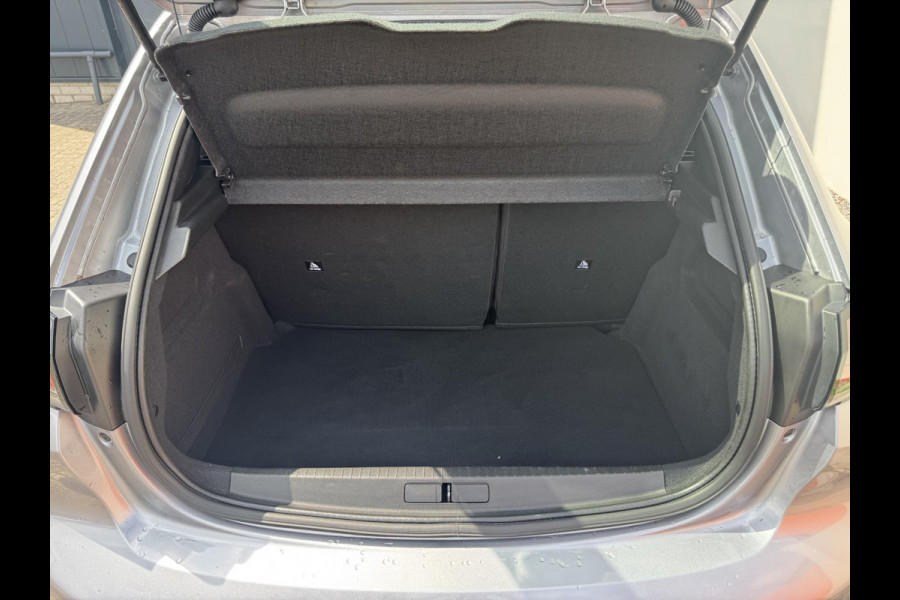 Peugeot e-208 EV Active 50 kWh | 3 fase | Accu 91% | Prijs is rijklaar incl. garantie