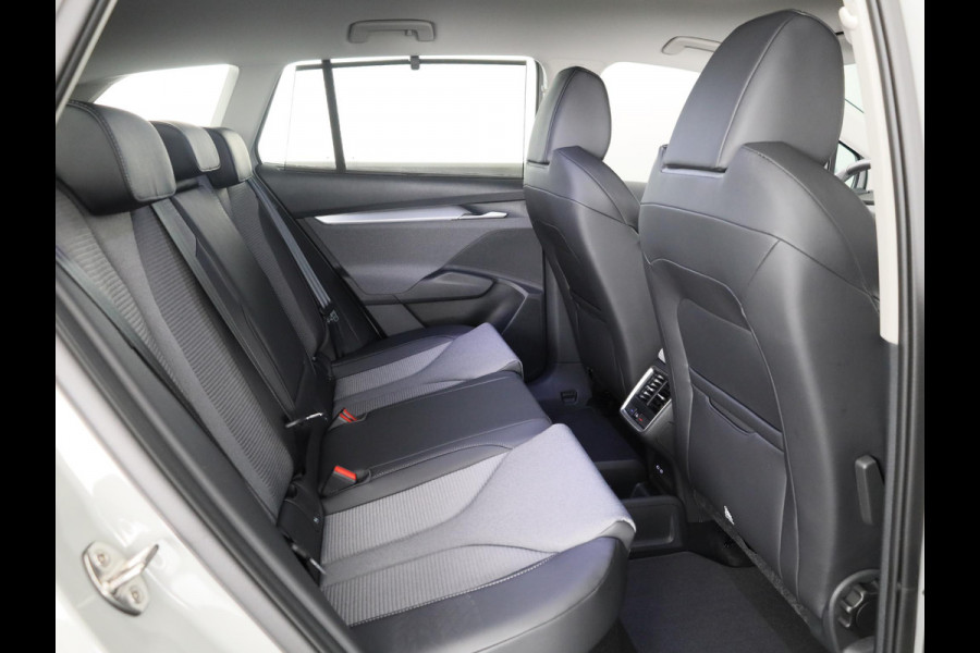 Škoda Enyaq 85 Business Edition 286 pk | 19 inch lichtmetalen velgen