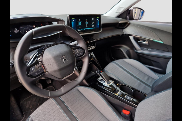 Peugeot e-2008 EV Allure Pack 50 kWh | Stoelverwarming | Clima | LED | Apple Carplay / Android Auto |
