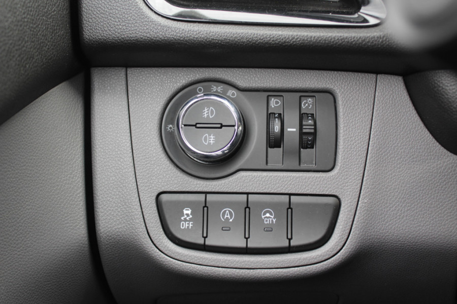 Opel KARL 1.0 ecoFLEX Innovation / Navigatie / Parkeerhulp achter / Cruise Control / Stuurverwarming / Stoelverwarming