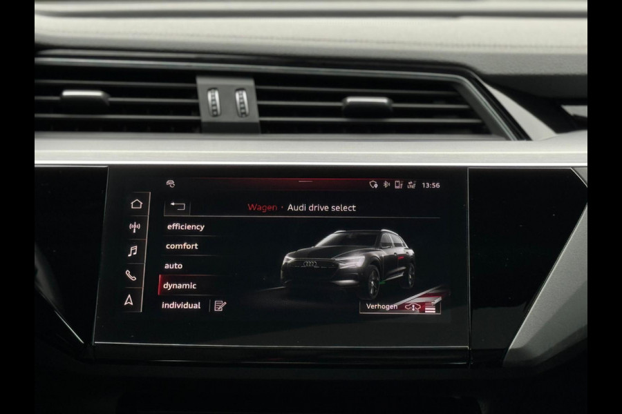 Audi e-tron E-tron 55 quattro advanced 95 kWh S-line, panoramadak, leder, HUD, trekhaak, vele opties