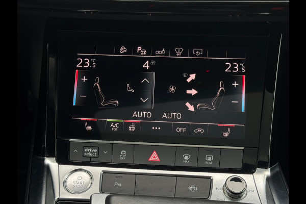Audi e-tron E-tron 55 quattro advanced 95 kWh S-line, panoramadak, leder, HUD, trekhaak, vele opties