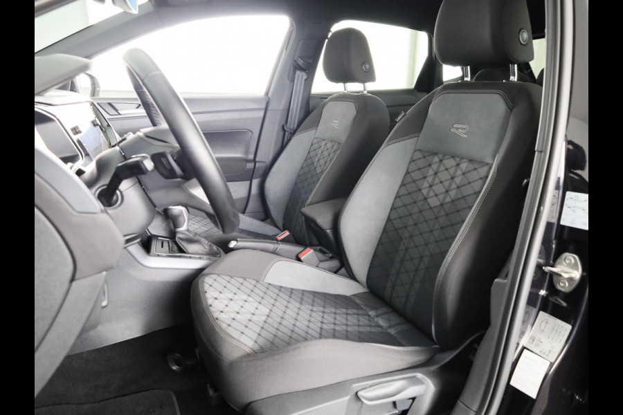 Volkswagen Polo 1.0 TSI R-Line 95 pk Automaat (DSG) | Verlengde garantie | Navigatie via App | Parkeersensoren | Matrix LED koplampen | Apple Carplay/Android Auto | R-Line |