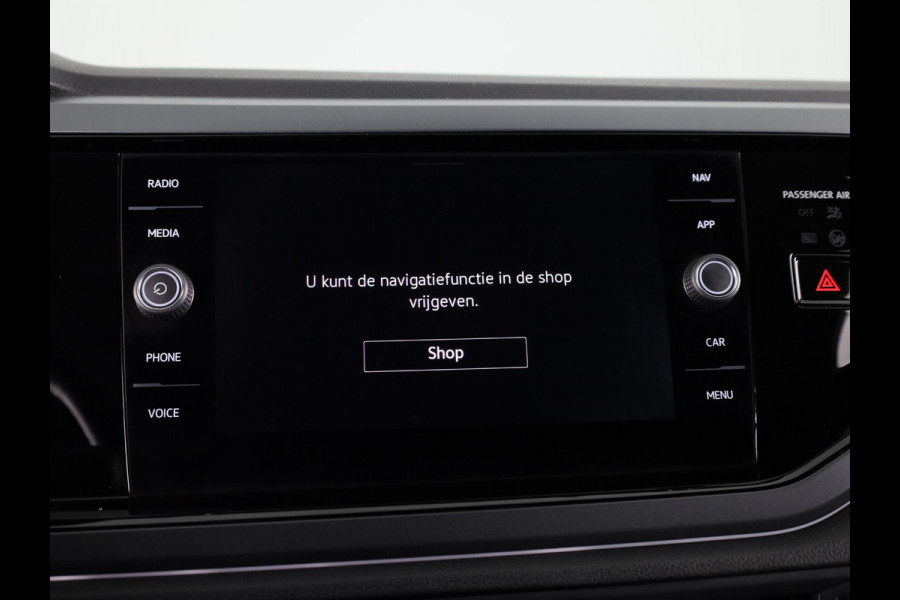 Volkswagen Polo 1.0 TSI R-Line 95 pk Automaat (DSG) | Verlengde garantie | Navigatie via App | Parkeersensoren | Matrix LED koplampen | Apple Carplay/Android Auto | R-Line |