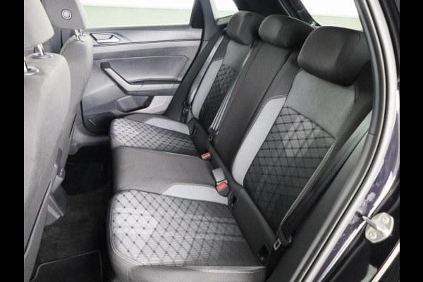 Volkswagen Polo 1.0 TSI R-Line 95 pk Automaat (DSG) | Verlengde garantie | Navigatie via App | Parkeersensoren | Matrix LED koplampen | Apple Carplay/Android Auto | R-Line |