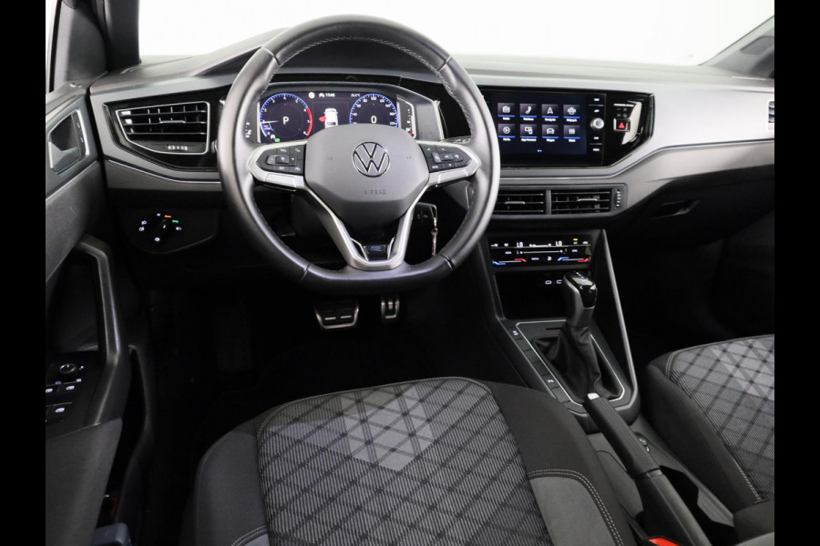 Volkswagen Polo 1.0 TSI R-Line 95 pk Automaat (DSG) | Verlengde garantie | Navigatie via App | Parkeersensoren | Matrix LED koplampen | Apple Carplay/Android Auto | R-Line |