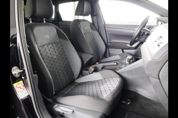 Volkswagen Polo 1.0 TSI R-Line 95 pk Automaat (DSG) | Verlengde garantie | Navigatie via App | Parkeersensoren | Matrix LED koplampen | Apple Carplay/Android Auto | R-Line |