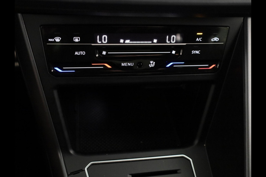 Volkswagen Polo 1.0 TSI R-Line 95 pk Automaat (DSG) | Verlengde garantie | Navigatie via App | Parkeersensoren | Matrix LED koplampen | Apple Carplay/Android Auto | R-Line |