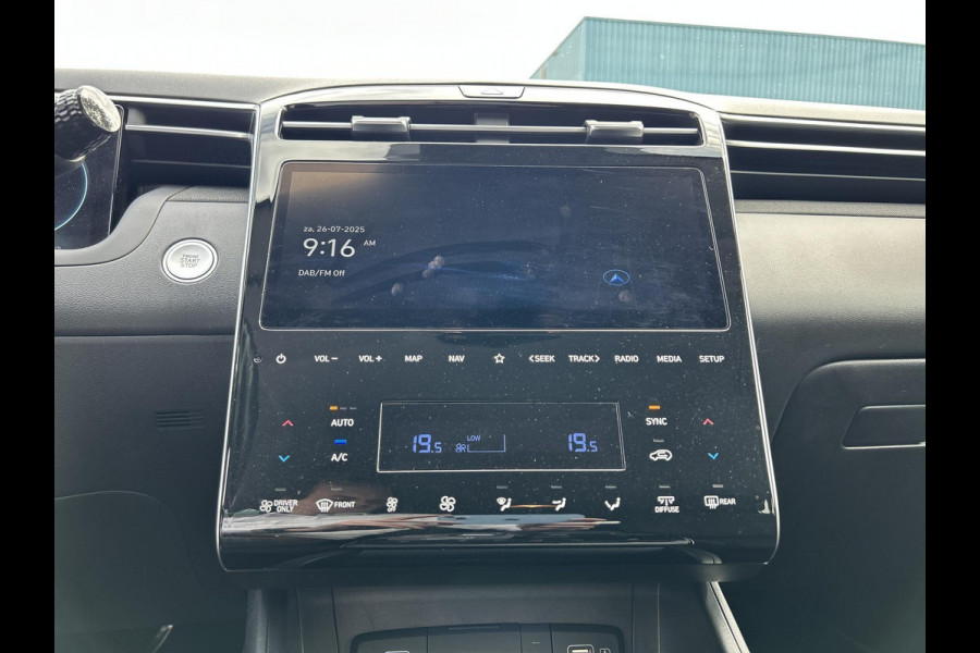 Hyundai Tucson 1.6 T-GDI PHEV Comfort Smart 4WD | navigatie | 19" Premium velgen | trekhaak |